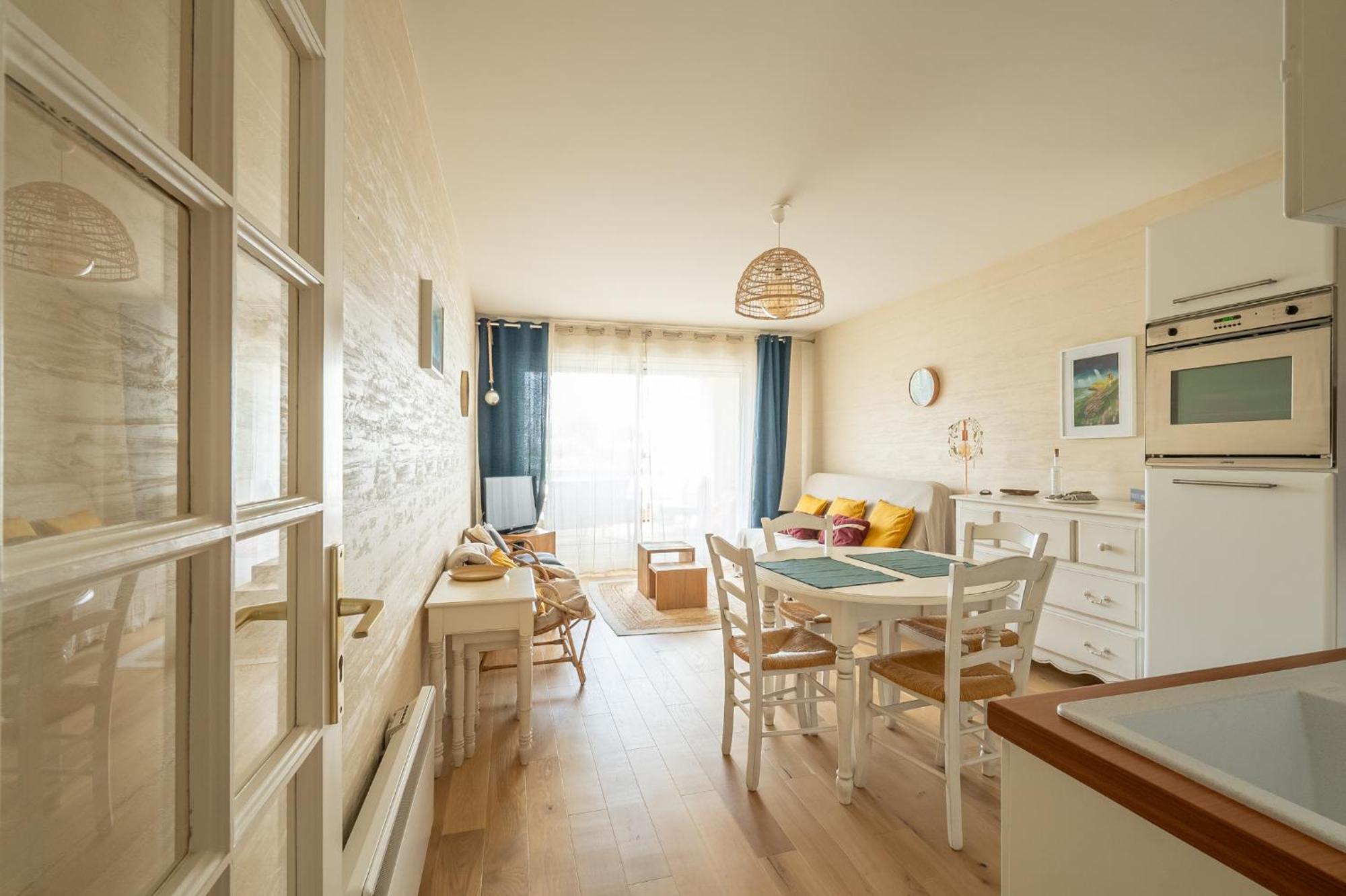 Agréable appartement et terrasse à 2 pas de la mer Wimereux Exterior foto